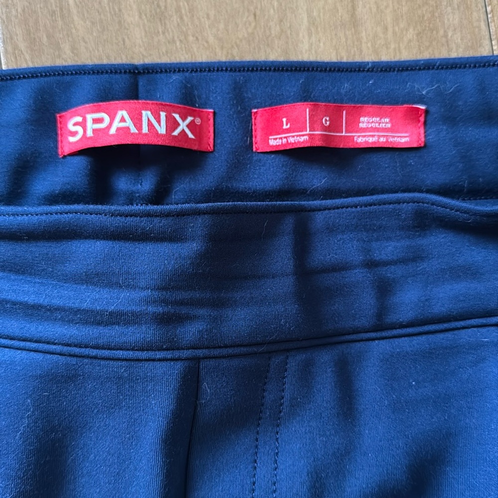 SPANX Pointe Flare pant in navy - Picture 2 of 4